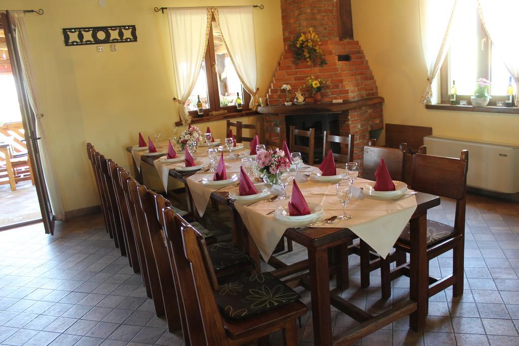 Rooms & Apartment Vinia Bjelovar Dış mekan fotoğraf